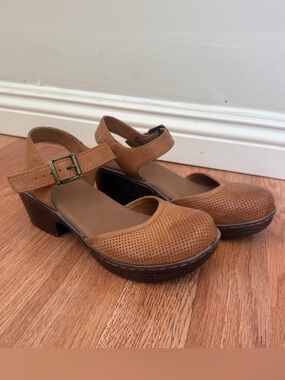 B.O.C Stone Leather Mary Jane Clog Heeled Sandal Comfort Shoe Size 6